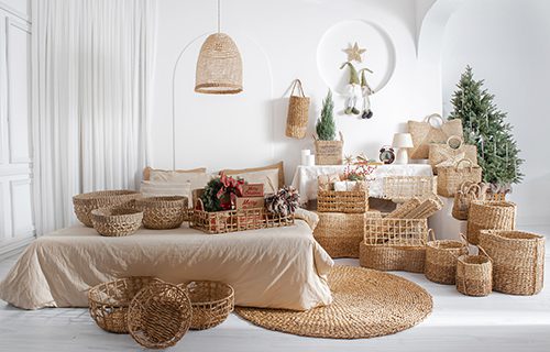 wicker basket with handle in group