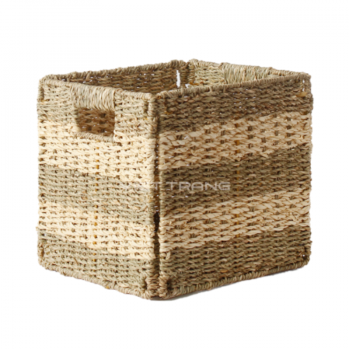 woven seagrass baskets