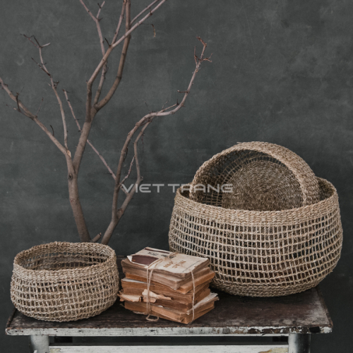 woven seagrass baskets