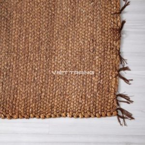 Vietnamese Rugs Wholesale: A Buyer's Guide to Natural Fiber Rugs 10 Close-up of a chunky water hyacinth rug weave