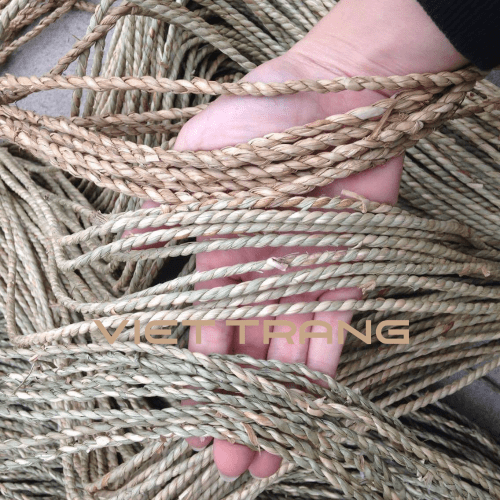 seagrass material to produce belly basket