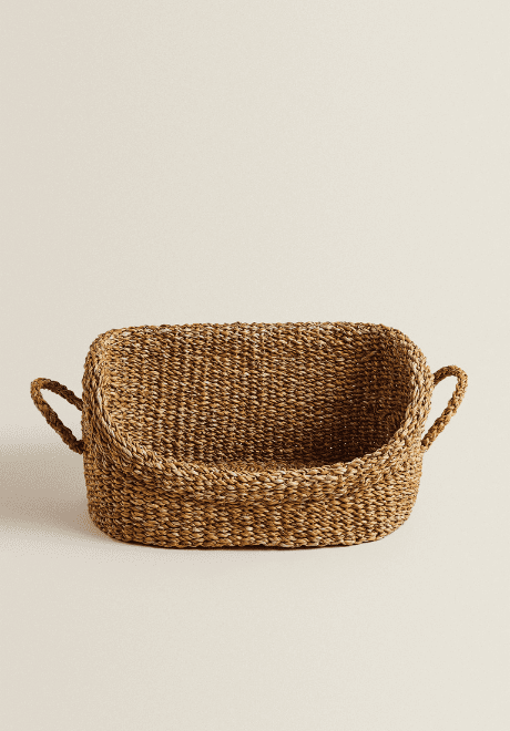 Wicker seagrass pet basket with handle
