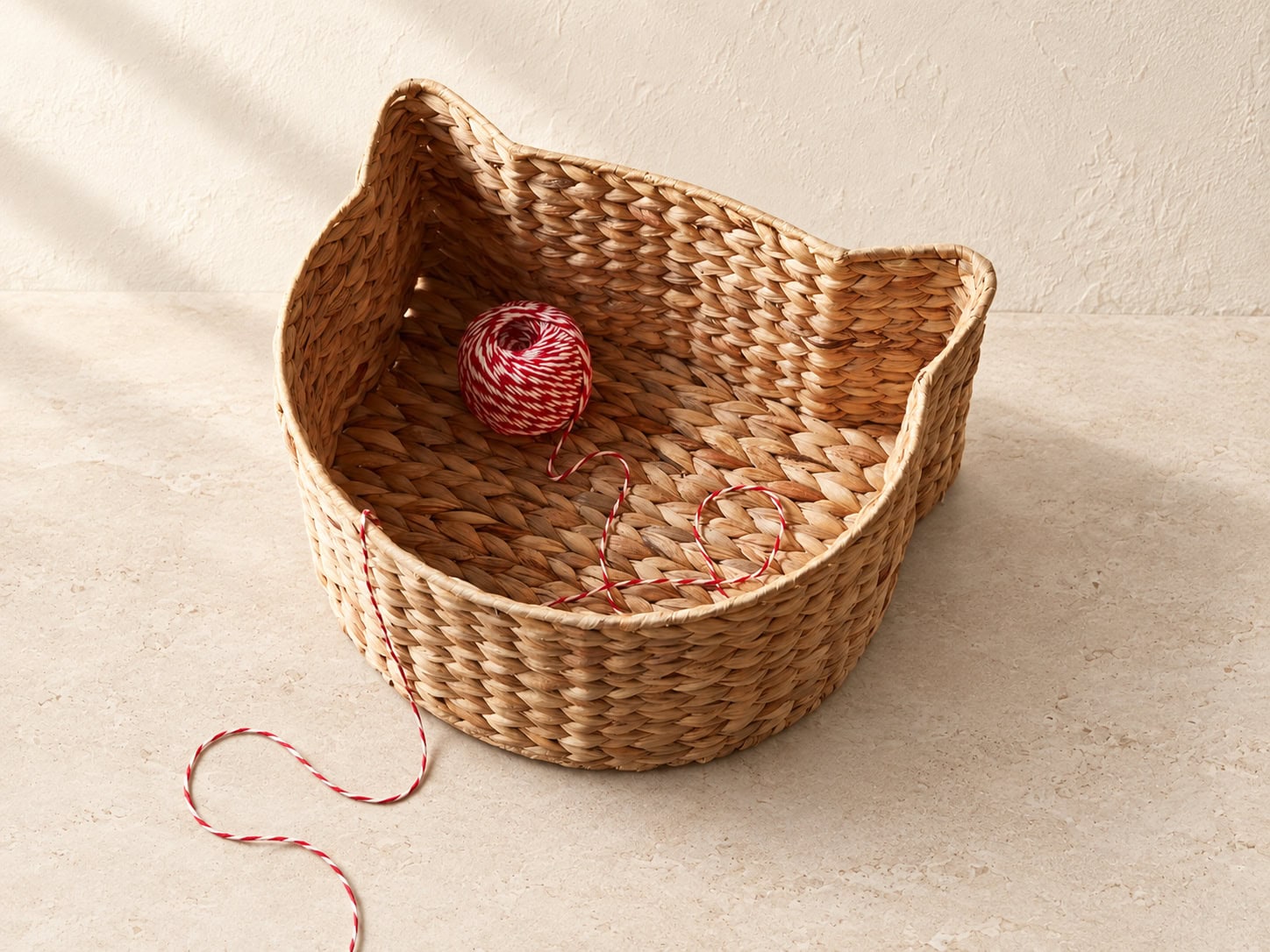 Cat-Ear Water Hyacinth Toy Basket
