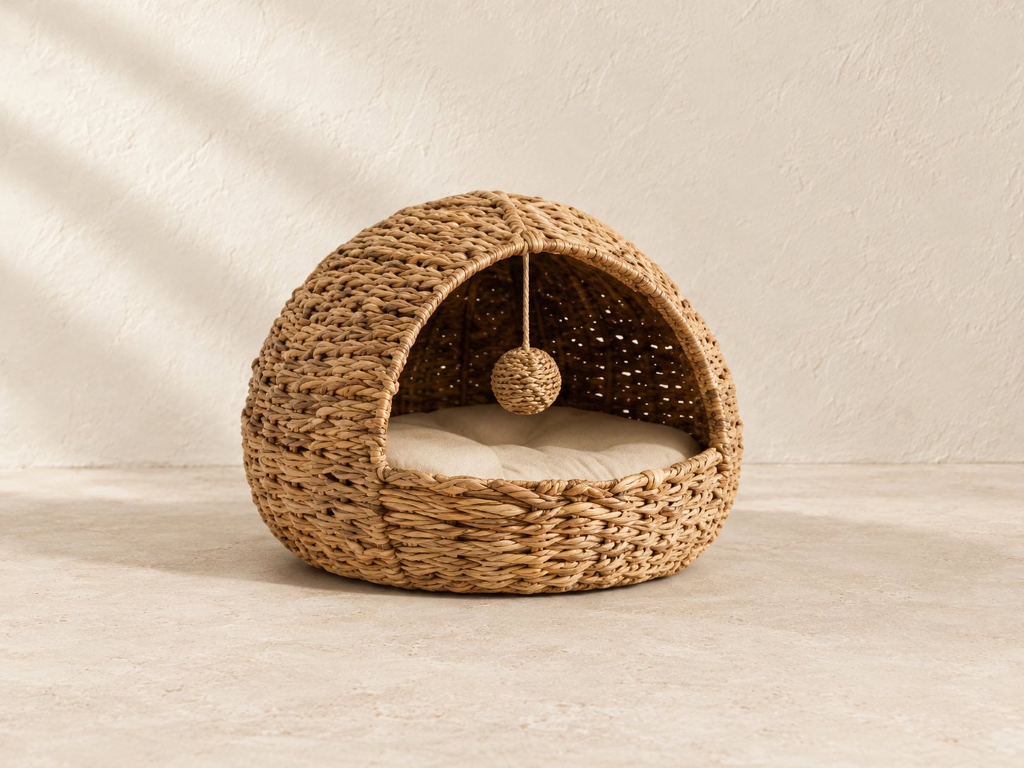 Water Hyacinth Igloo Cat Bed with Toy Ball