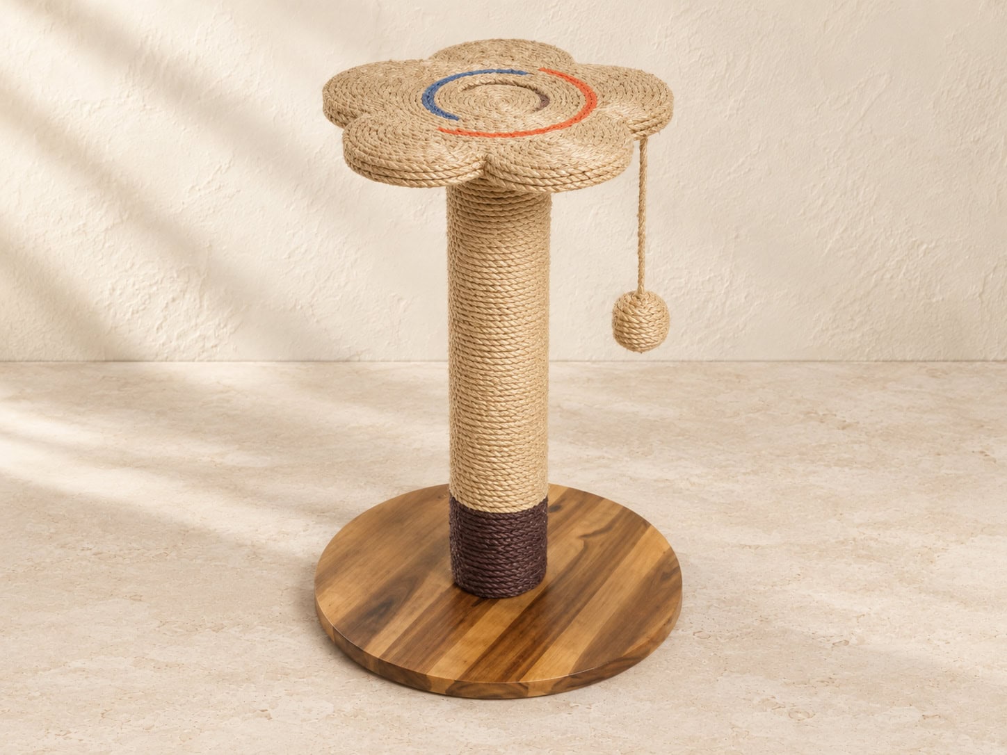 Flower-Top Jute Scratching Post