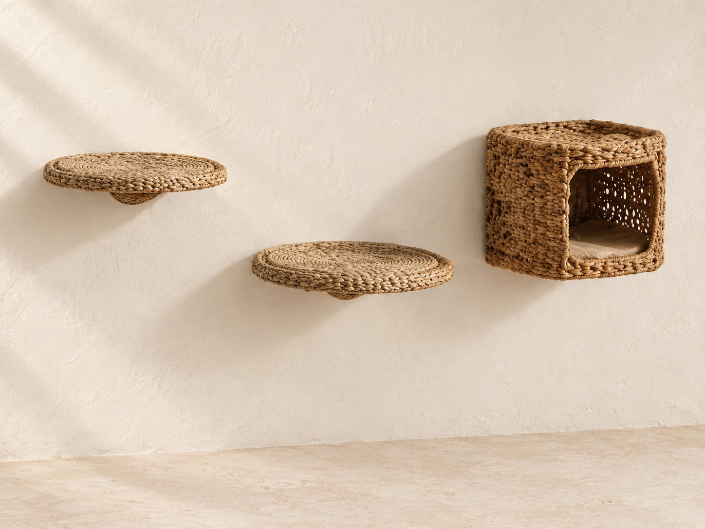 Seagrass Wall Cat Steps & Hide Box